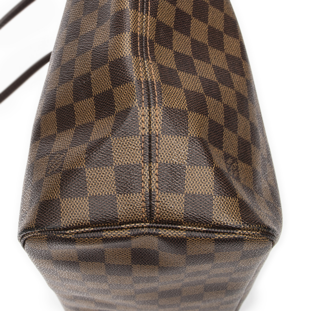 Louis Vuitton Neverfull MM - Picture 7 of 10